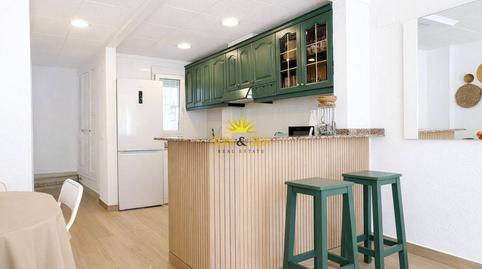 Foto 3 de Casa adosada de alquiler en Mil Palmeras, Pilar de la Horadada