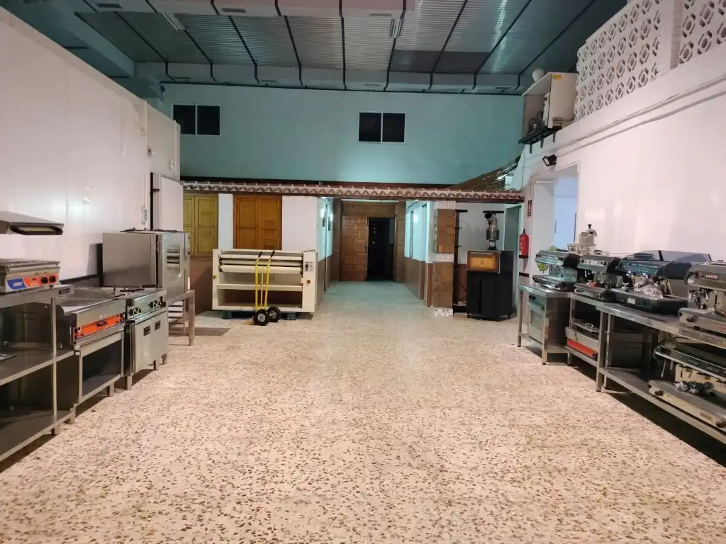 Local comercial en venda a Argamasilla de Calatrava, imagen 28