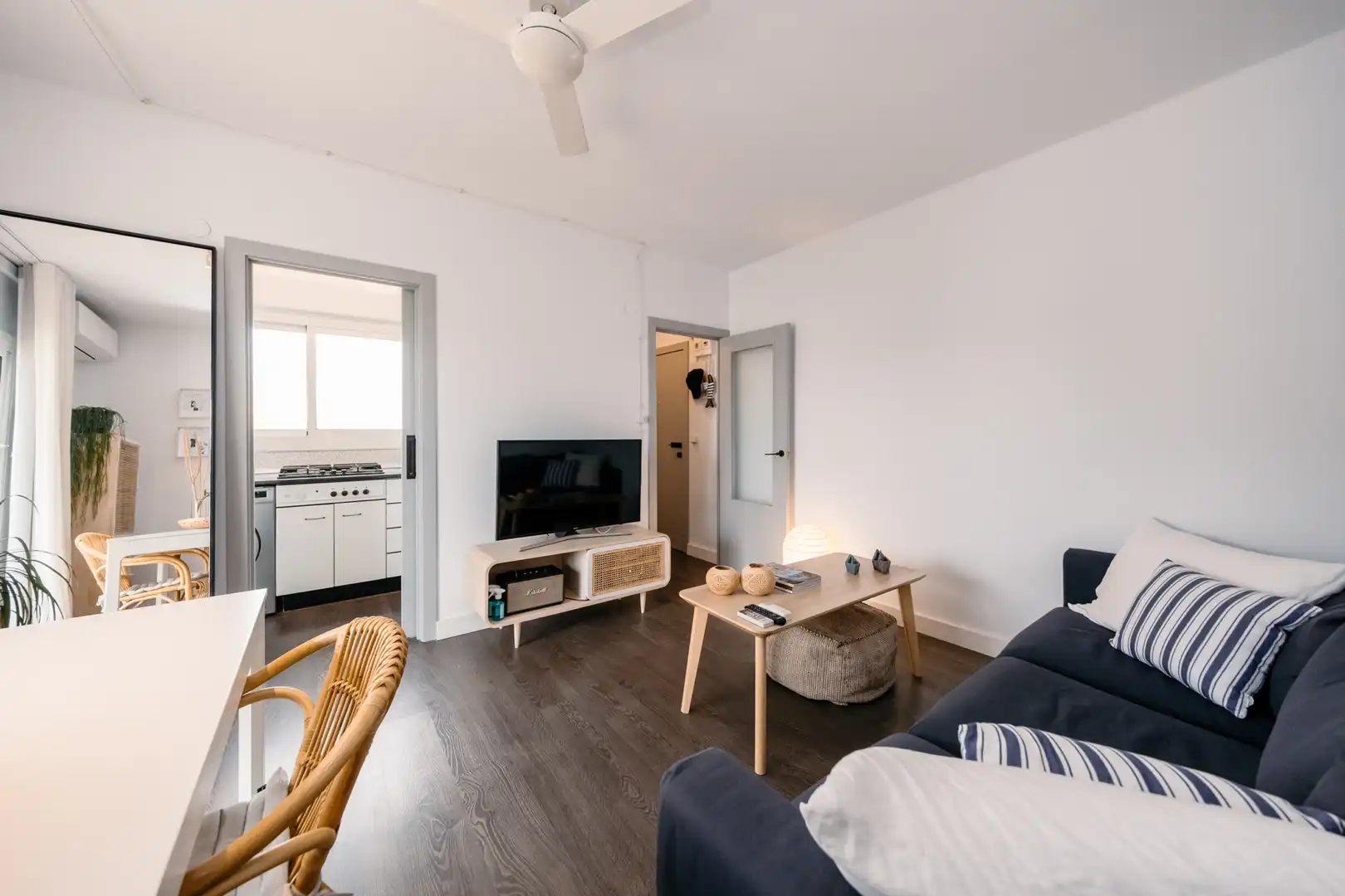 Sala de estar de Ático en venta en El Vendrell con Aire acondicionado, Parquet y Amueblado
