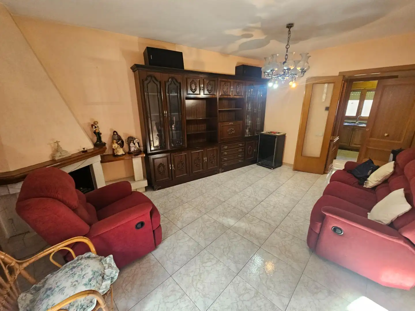 Sala d'estar de Casa adosada en venda en Alguaire, Lleida
