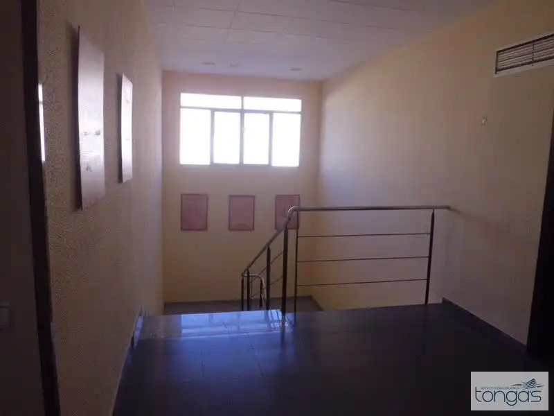 Oficina de alquiler en Xàtiva con Aire acondicionado