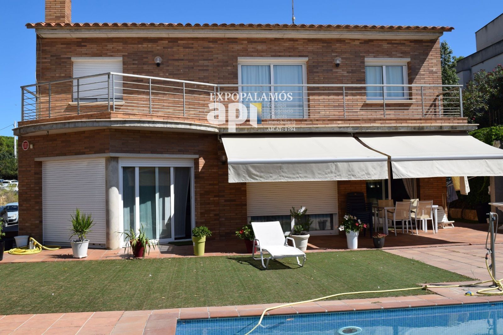 Exterior view of House or chalet for sale in Palamós  with Air Conditioner, Heating and Swimming Pool