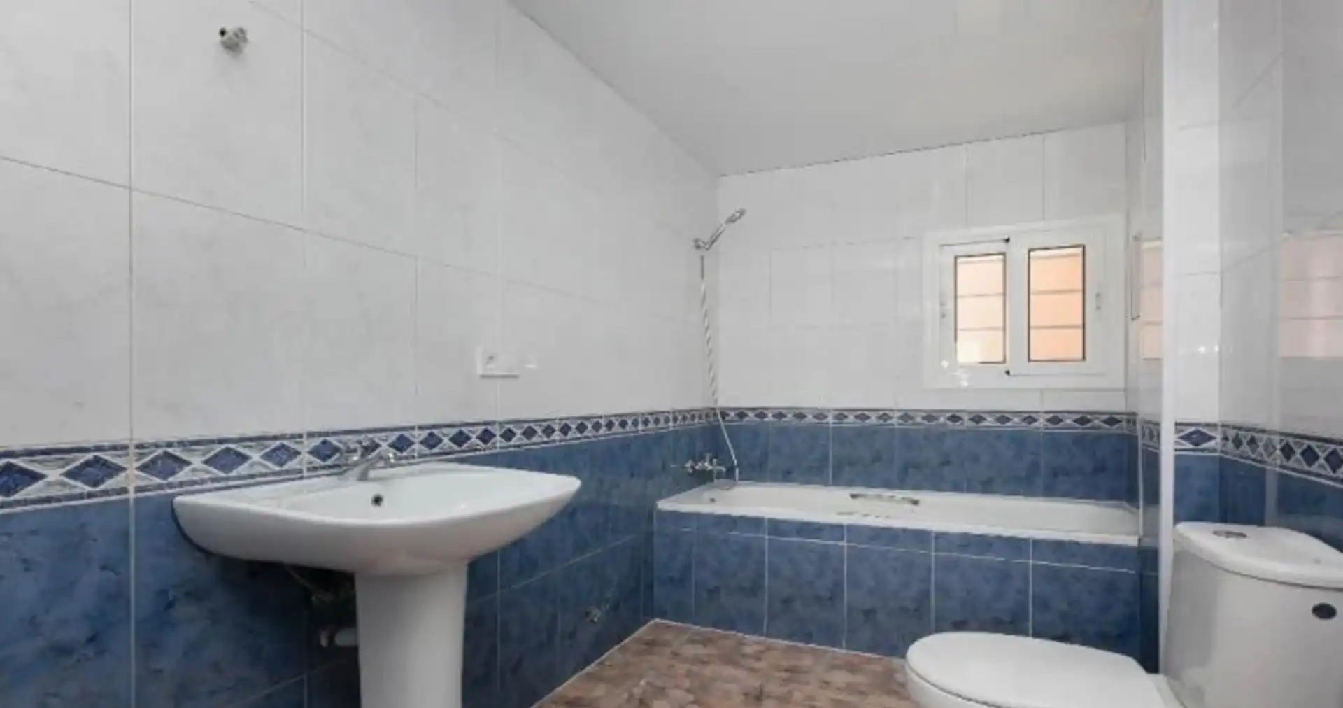 Baño de Piso en venta en Sabadell