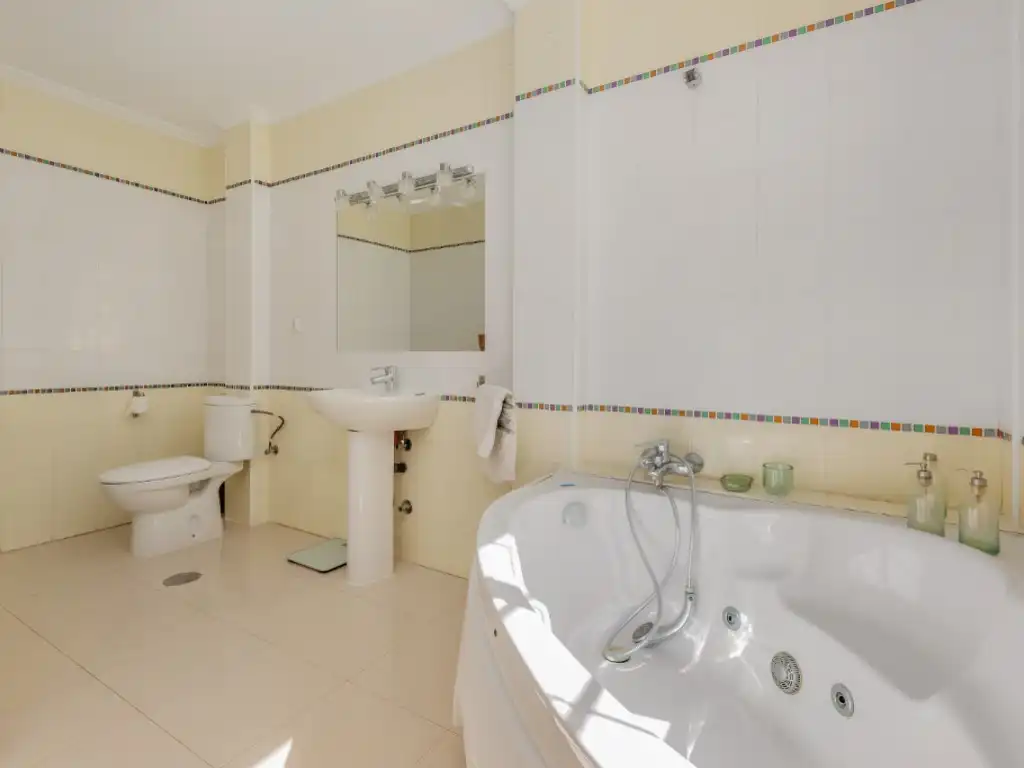 Bathroom of Houses for sale in El Campello  with Air Conditioner, Private garden and Terrace