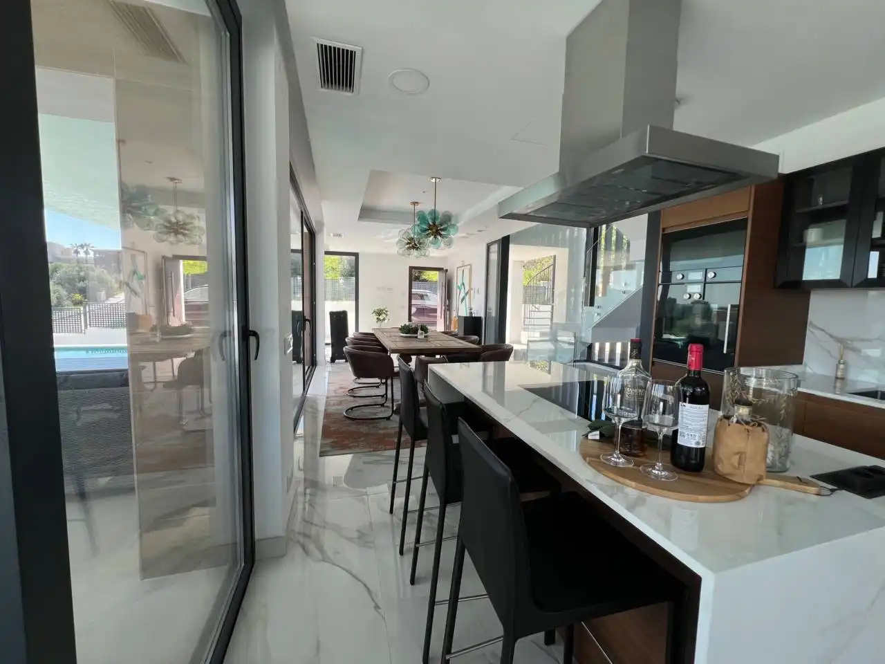 Cocina de Casa o chalet en venta en Estepona con Aire acondicionado, Calefacción y Jardín privado