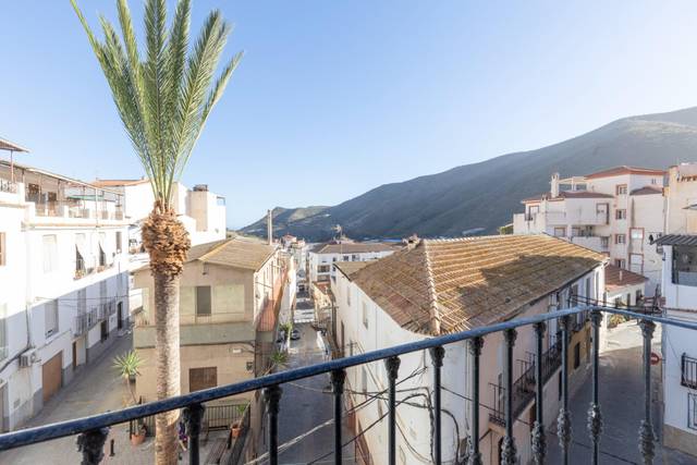 Casa-chalet en Venta en Calle de la Iglesia, 6 en Albuñol