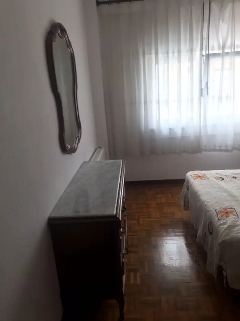 Piso de alquiler en Rúa de Santa Uxía de Ribeira, Campus Norte - San Caetano