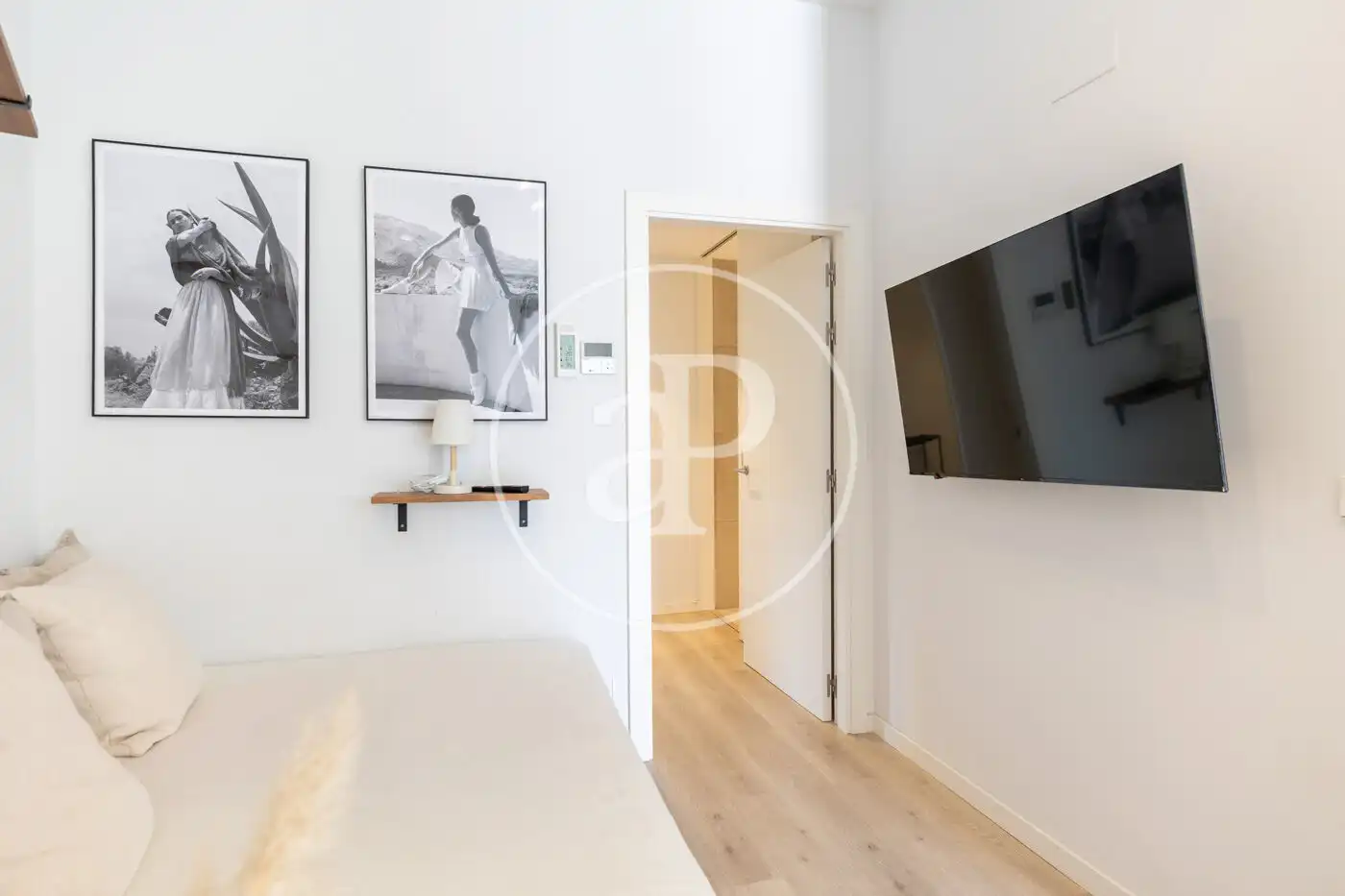 Schlafzimmer von Wohnung zum Verkauf in Barcelona mit Klimaanlage, Heizung und Terrasse