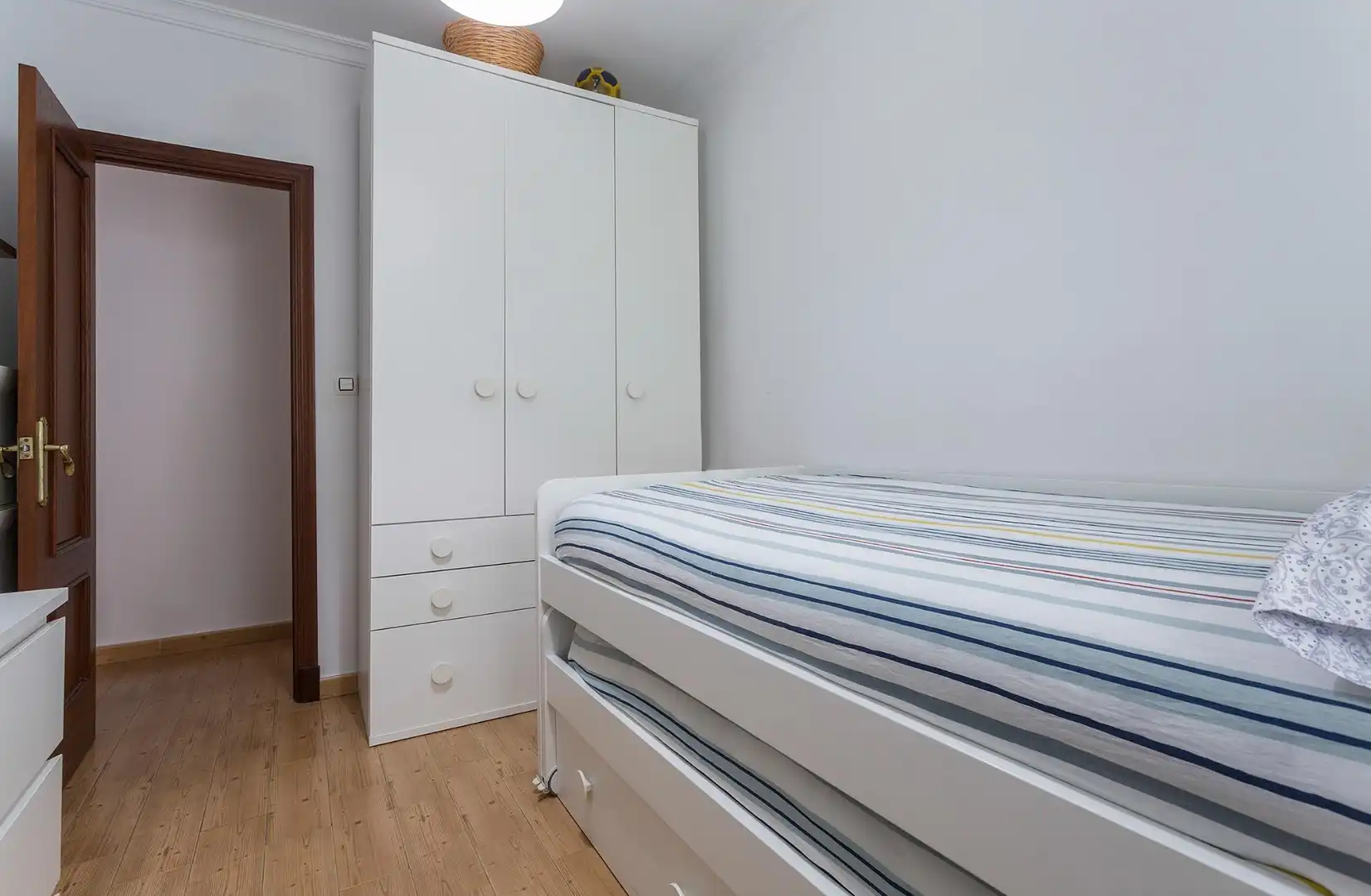 Schlafzimmer von Wohnung zum Verkauf in El Puerto de Santa María mit Klimaanlage und Terrasse
