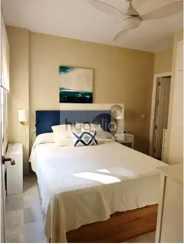 Habitación de Piso de alquiler en Sevilla con Aire acondicionado, Terraza y Amueblado