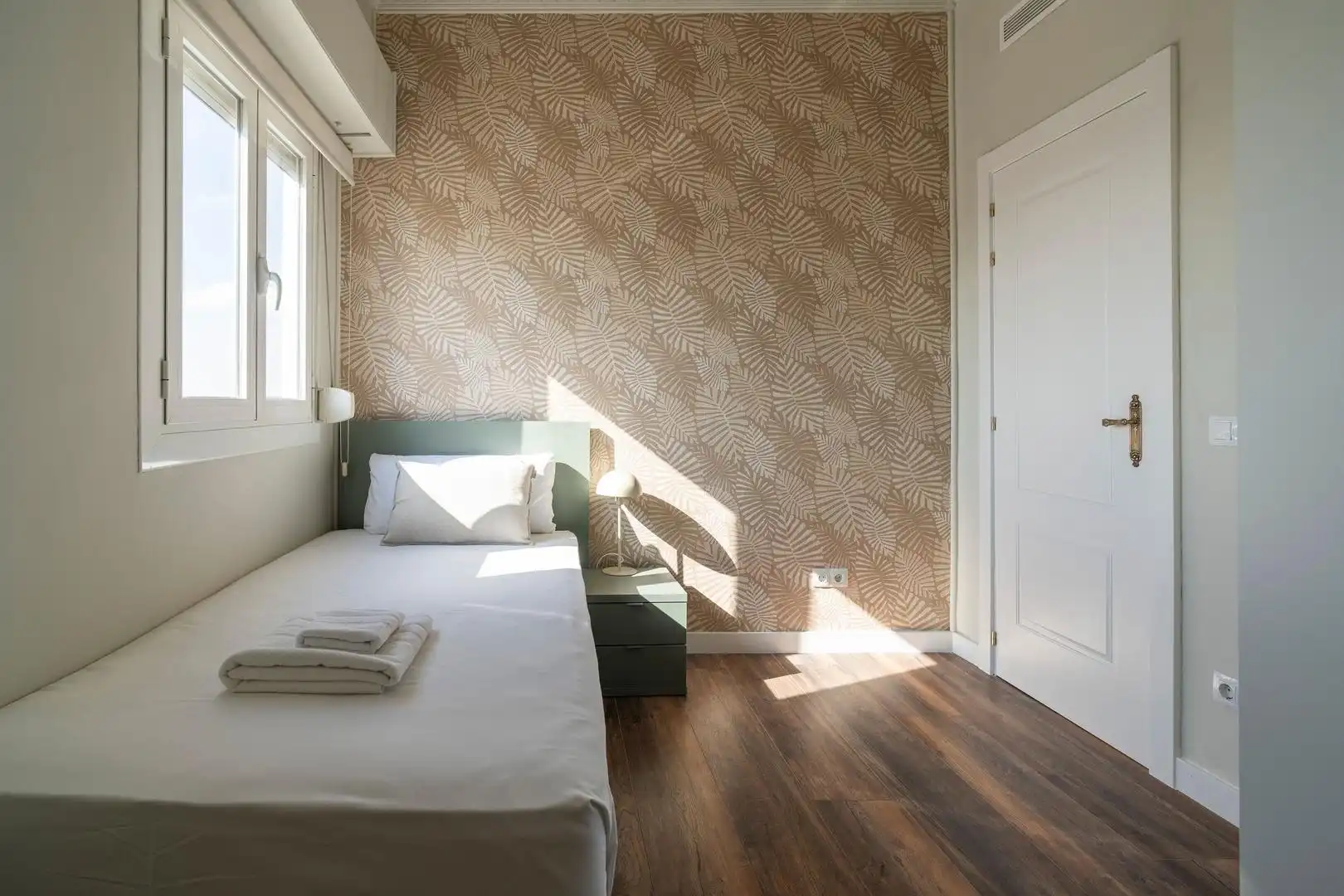 Bedroom of Attic for rent in Valencia  with Air Conditioner, Heating and Terrace