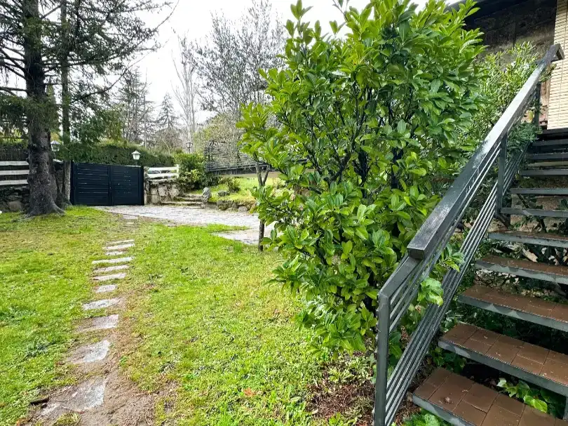 Jardí de Casa o xalet de lloguer en Navacerrada amb Jardí privat, Parquet i Traster