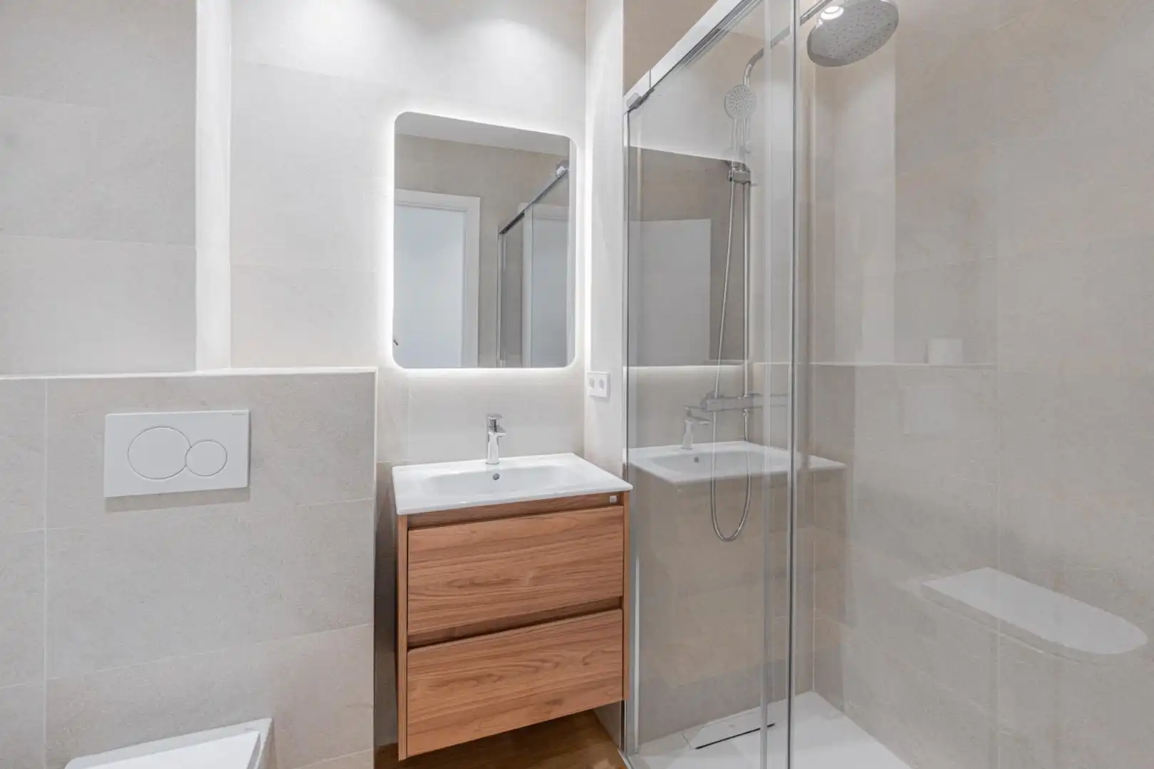 Badezimmer von Wohnung zum Verkauf in  Palma de Mallorca mit Klimaanlage und Balkon