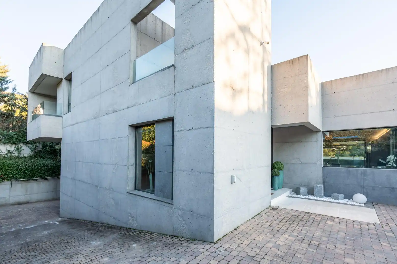 Vista exterior de Casa o xalet en venda en Villaviciosa de Odón amb Aire condicionat, Calefacció i Jardí privat