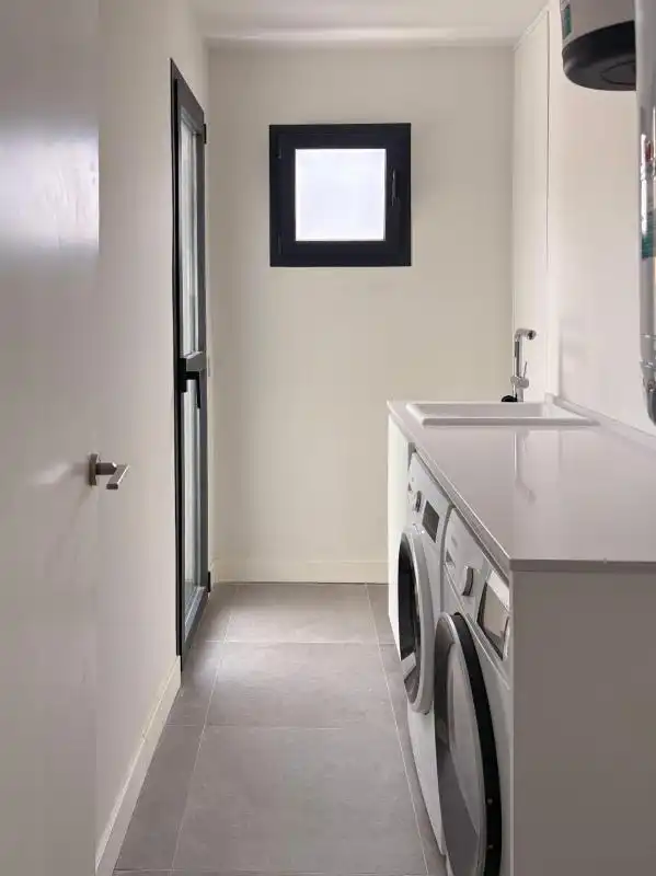 Baño de Piso de alquiler en Málaga con Aire acondicionado, Calefacción y Terraza