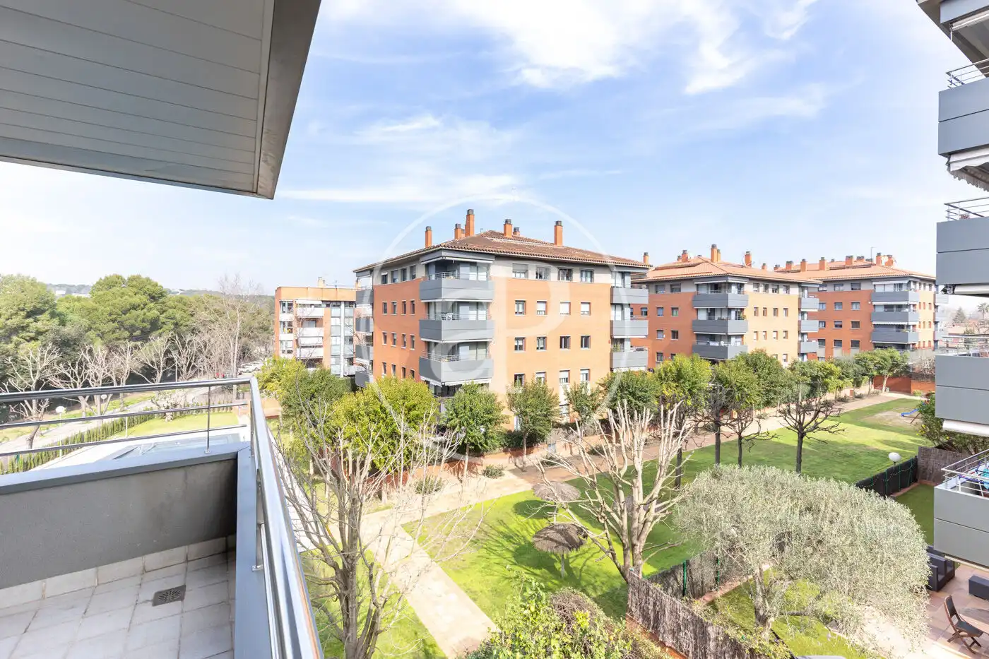 Exterior view of Flat for sale in Sant Cugat del Vallès  with Air Conditioner, Heating and Terrace