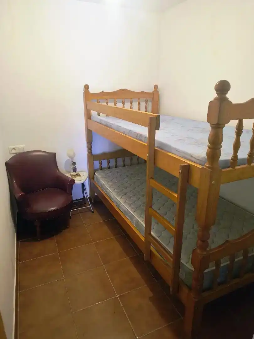 Dormitori de Casa adosada en venda en Cadalso amb Traster, Moblat i Forn