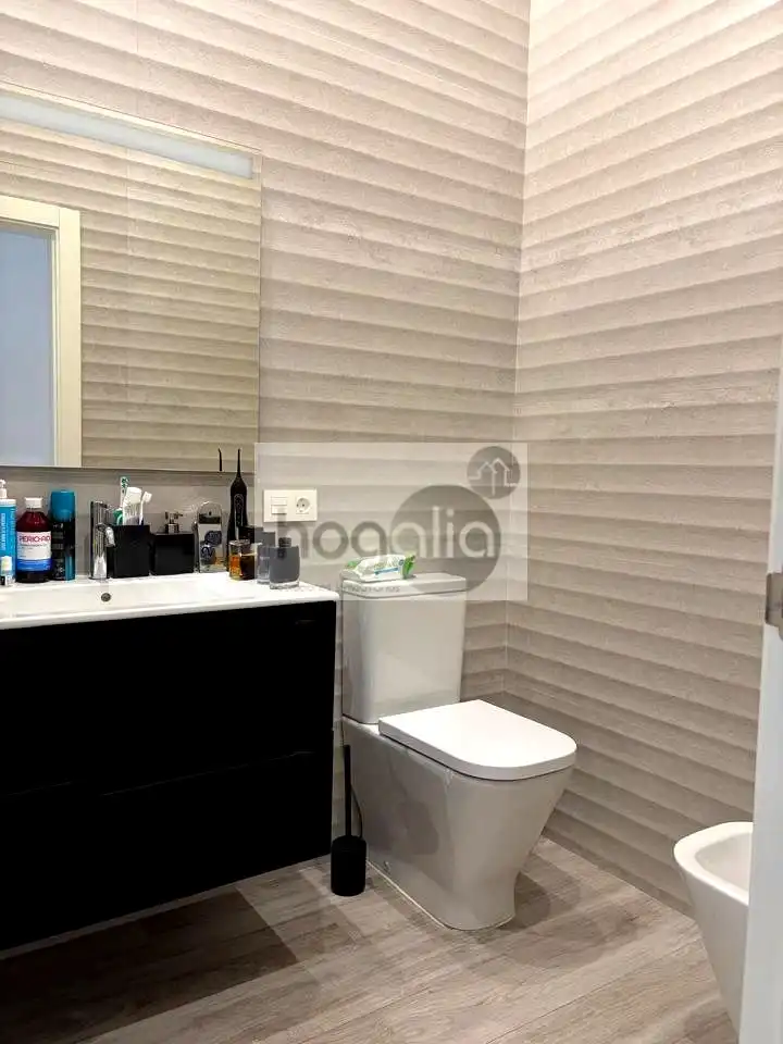 Baño de Planta baja de alquiler en Sevilla con Aire acondicionado y Amueblado