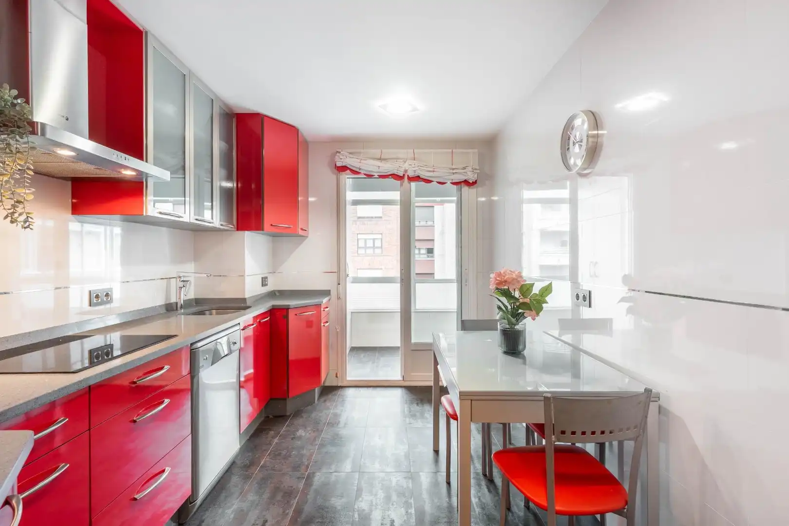Piso con ascensor en venta en Calle LUIS MDEZ PIDAL 44, imagen 2