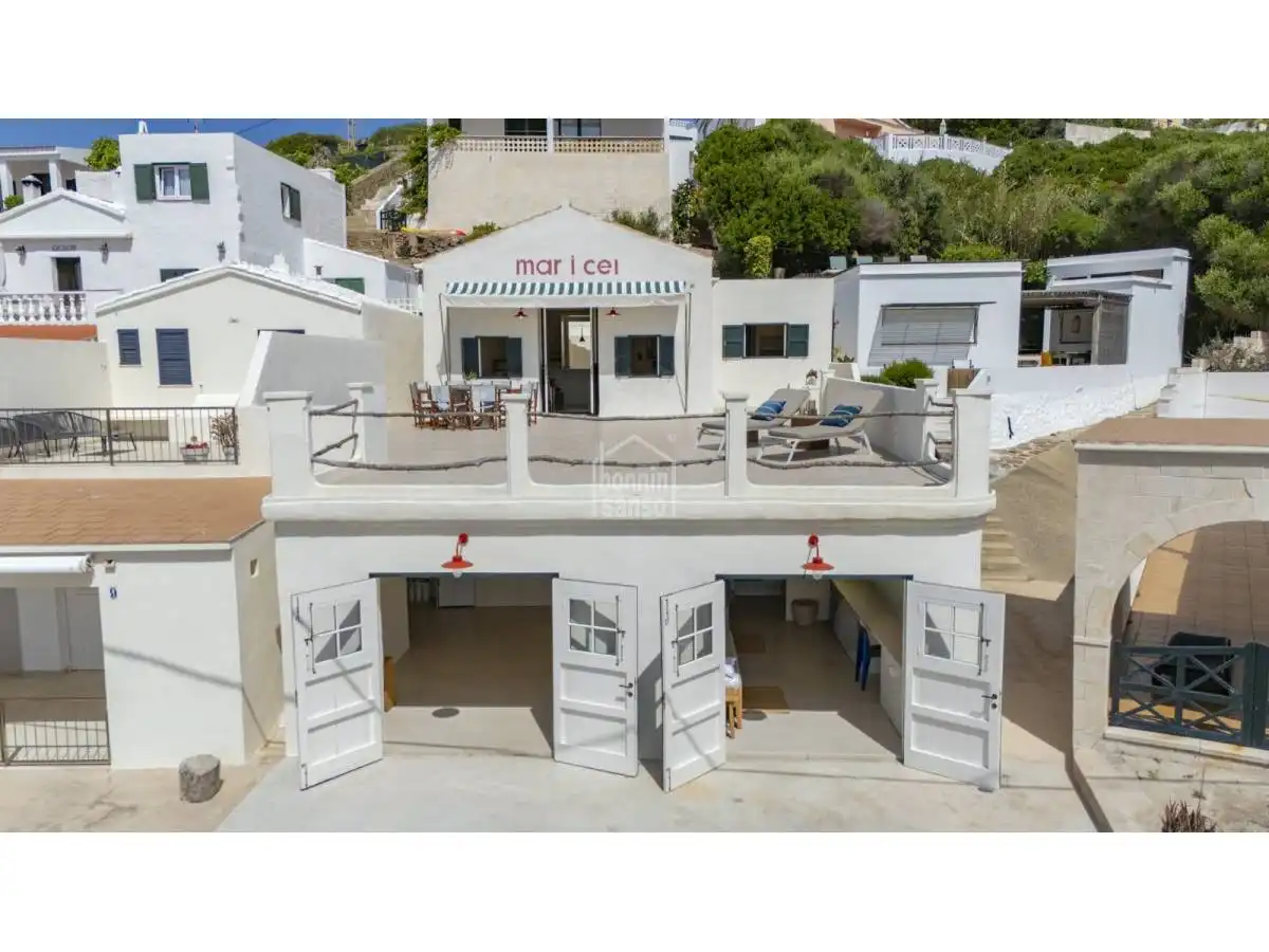 Vista exterior de Apartamento en venta en Maó - Mahón con Terraza y Amueblado