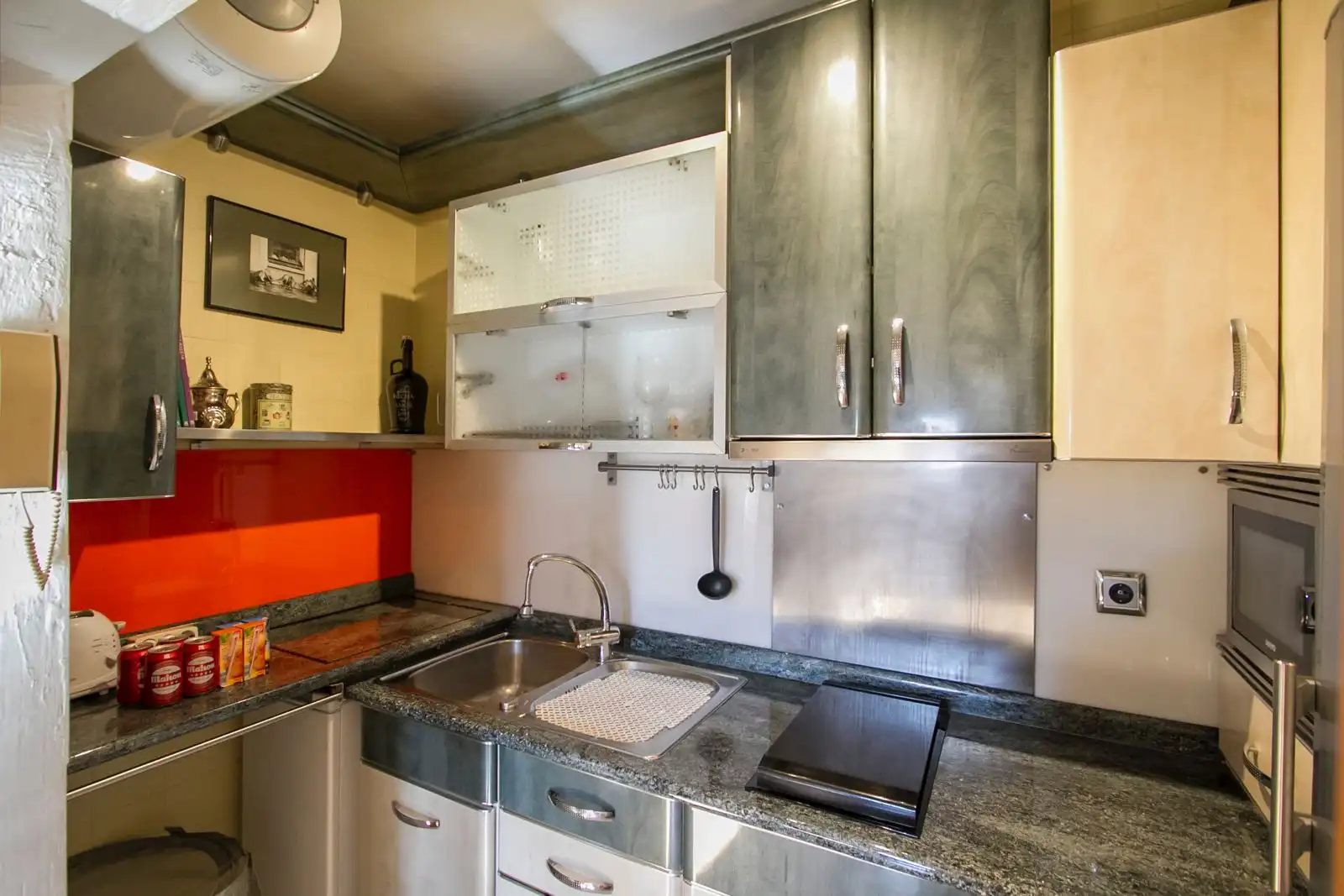 Cocina de Apartamento en venta en Madrid con Calefacción, Parquet y Amueblado