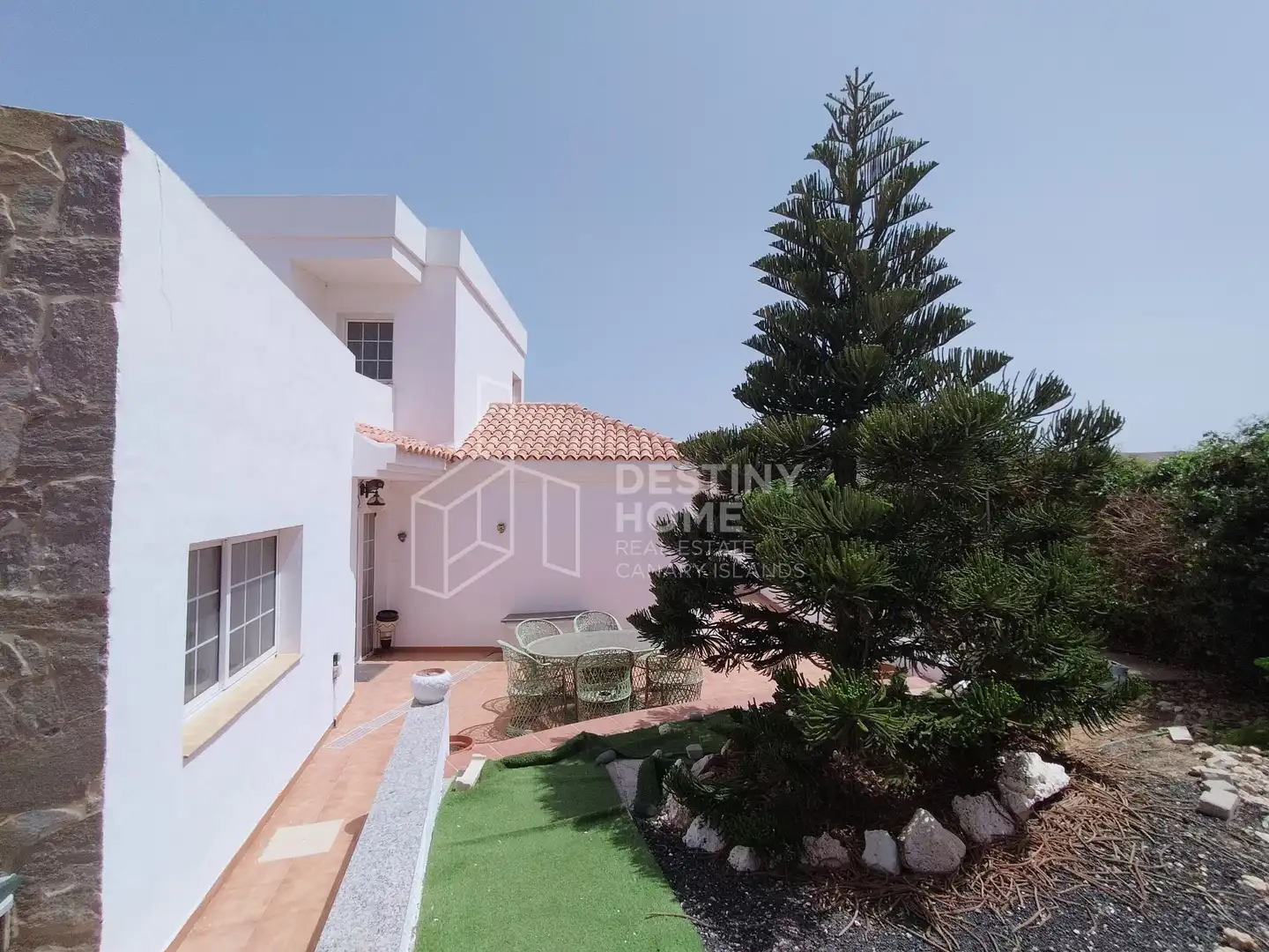 Vista exterior de Casa o xalet en venda en La Oliva amb Terrassa, Piscina i Moblat