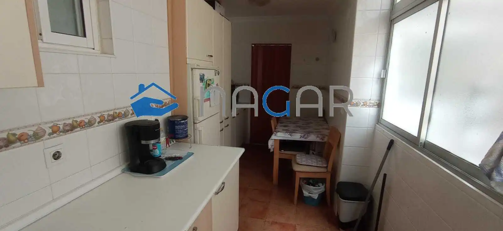 Cocina de Piso en venta en La Línea de la Concepción con Amueblado