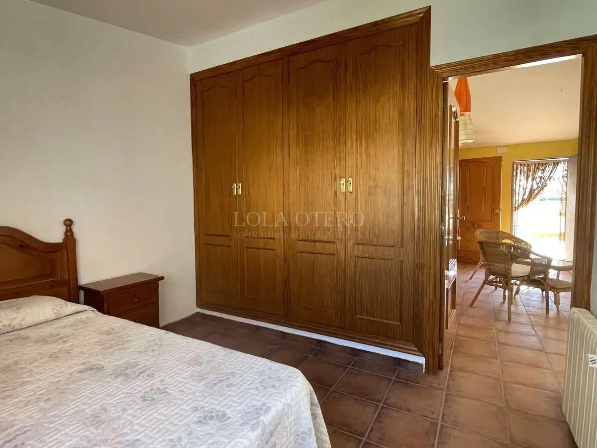 Habitación de Edificio en venta en Altura, Castellón