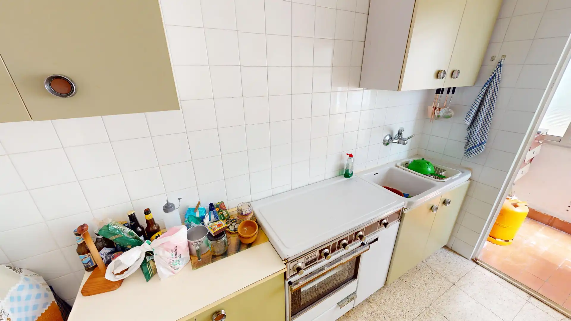 Kitchen of Flat for sale in Alicante / Alacant  with Air Conditioner, Furnished and Balcony