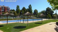Piscina de Casa adosada en venda en Sant Esteve Sesrovires amb Aire condicionat, Jardí privat i Terrassa