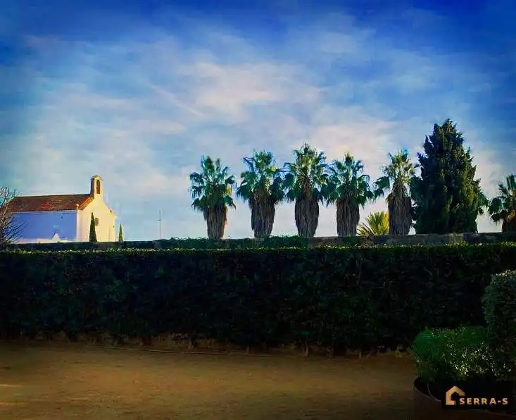 Country house zum Verkauf in Calella