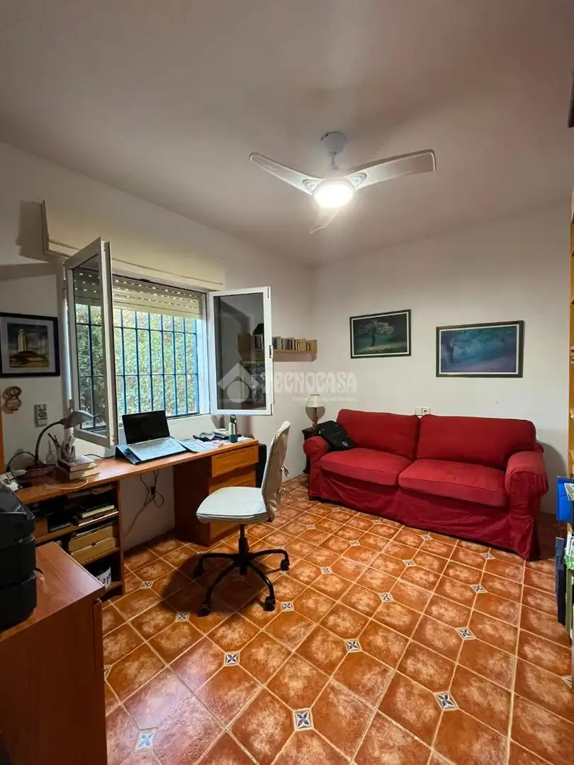 Sala de estar de Finca rústica en venta en Carmona