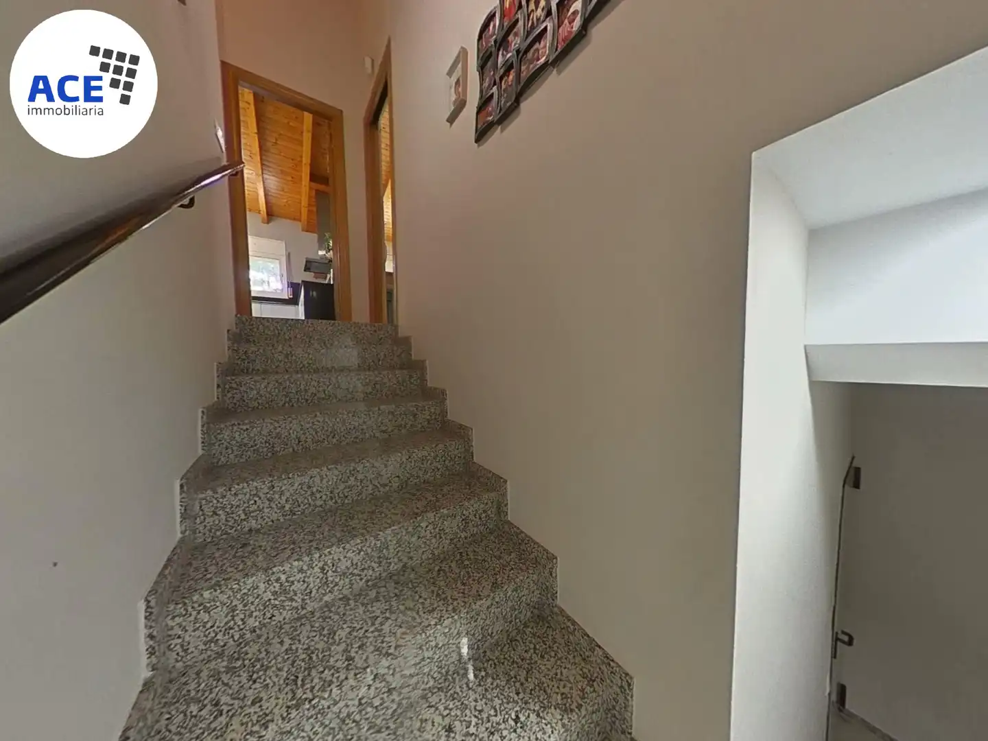 Houses for sale in Rubí  with Air Conditioner, Heating and Parquet flooring
