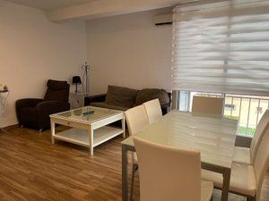 Piso de alquiler en Pardaleras