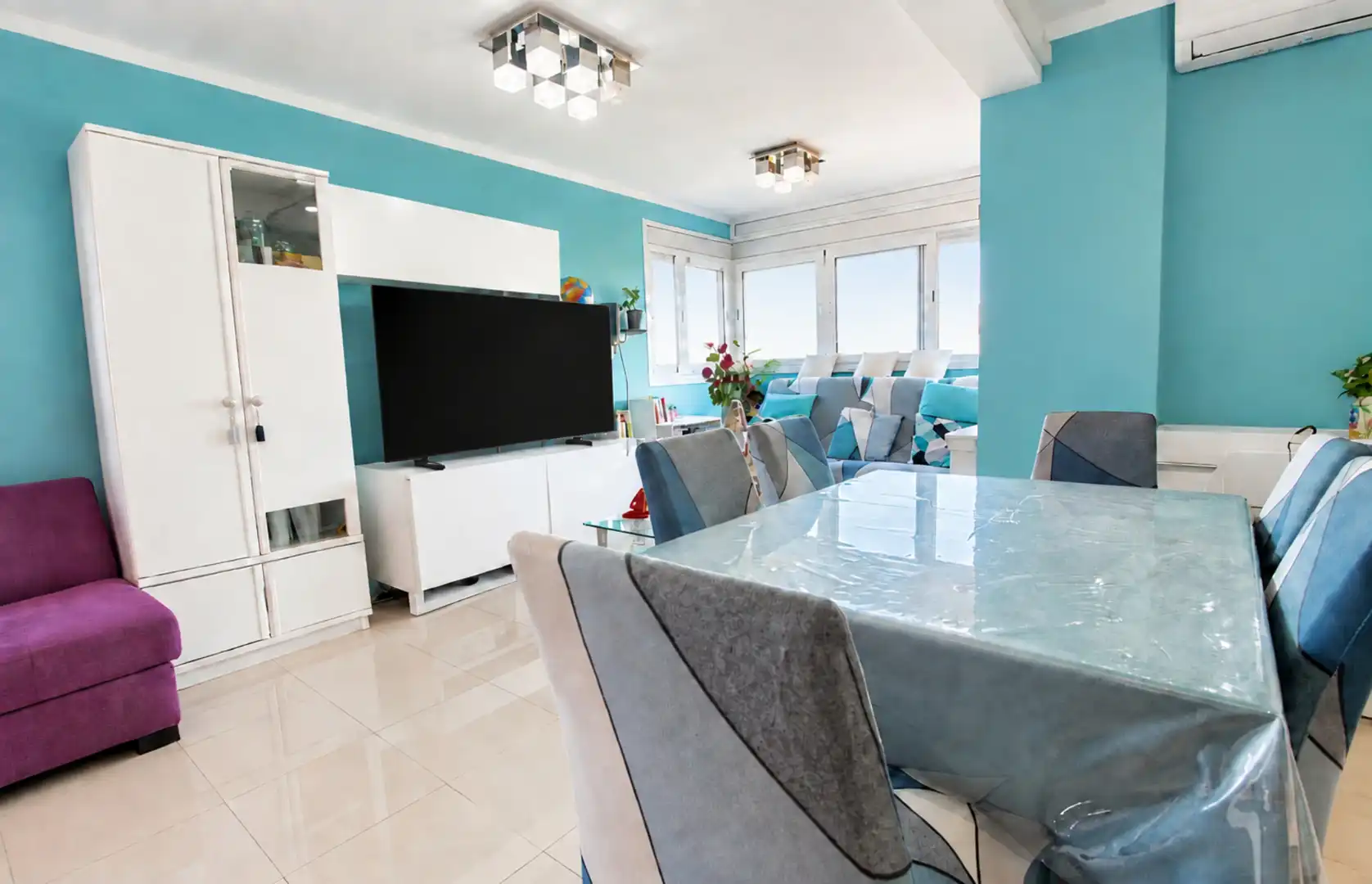Triplex con ascensore in vendita a Avinguda de Rio de Janeiro