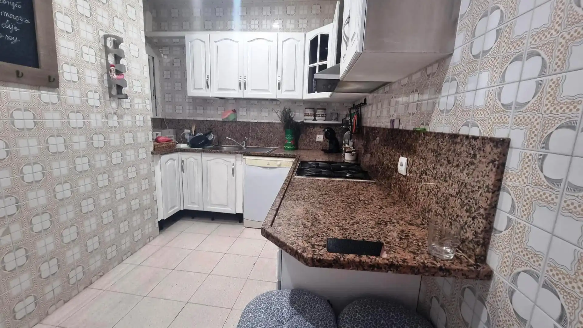 Cuina de Àtic en venda en Sant Pere de Ribes amb Calefacció i Forn