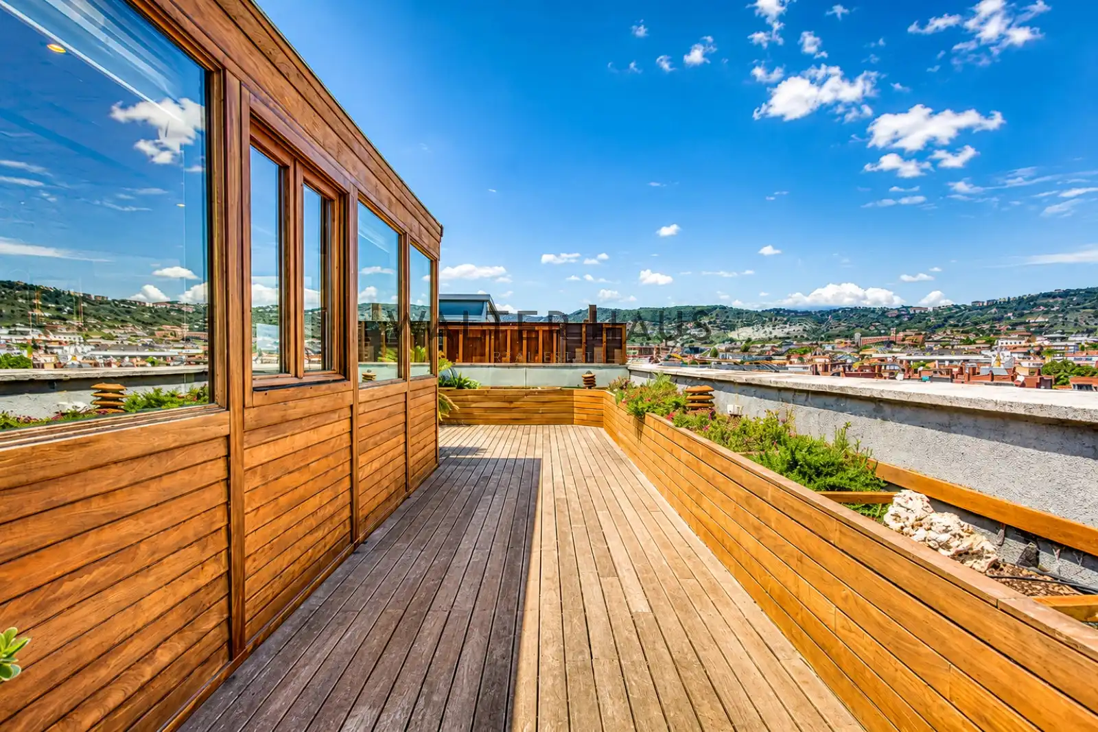 Terrasse von Dachboden zum Verkauf in Barcelona mit Klimaanlage, Heizung und Parkett