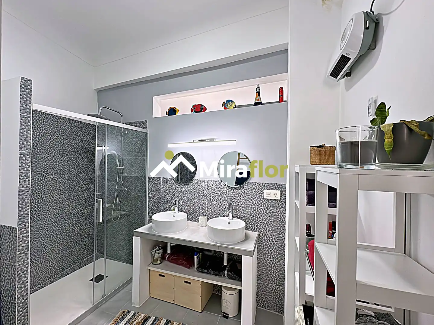 Bathroom of Detached homes for sale in Dénia  with Air Conditioner, Heating and Terrace