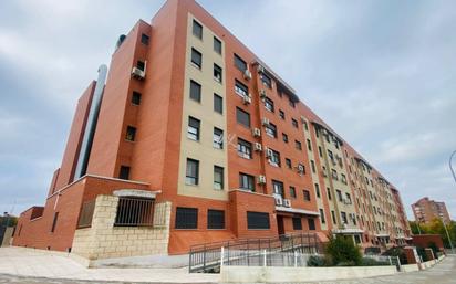 Exterior view of Flat for sale in  Toledo Capital  with Air Conditioner and Swimming Pool