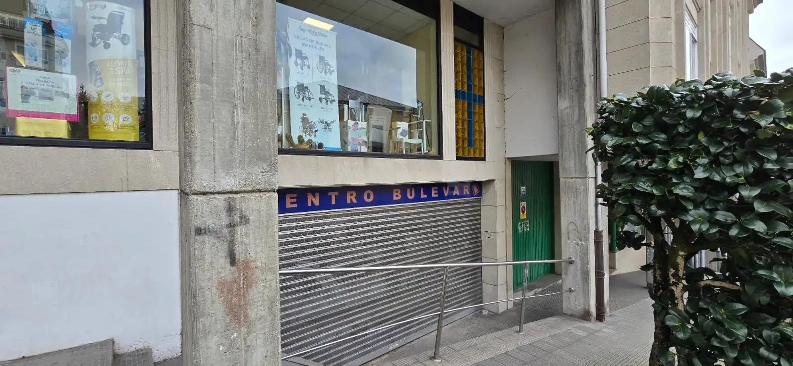 Commercial properties for rent in Rúa Doctor José Fariña, Betanzos