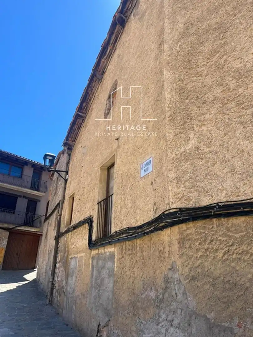 Exterior view of Buildings for sale in Gósol