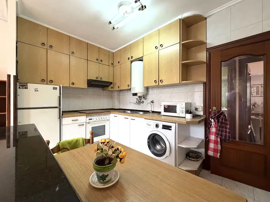 Küche von Wohnung zum Verkauf in Vitoria - Gasteiz mit Heizung, Parkett und Terrasse