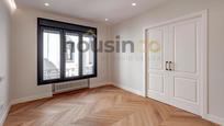 Bedroom of Attic for sale in  Madrid Capital  with Air Conditioner and Terrace