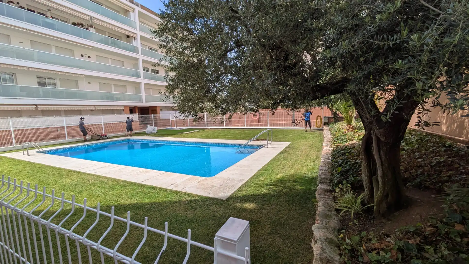 Piscina de Piso en venta en Torredembarra con Aire acondicionado, Calefacción y Balcón