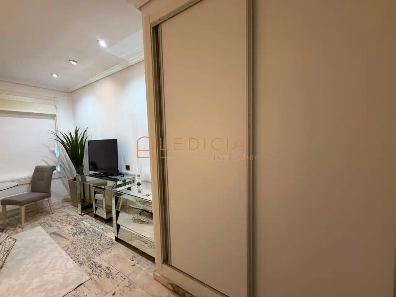 Habitación de Estudio de alquiler en Vigo  con Calefacción y Amueblado
