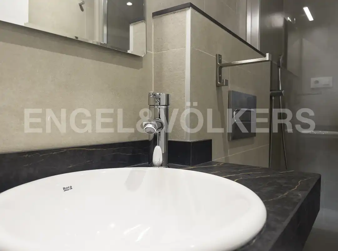 Bany de Pis de lloguer en Barcelona amb Aire condicionat, Calefacció i Parquet