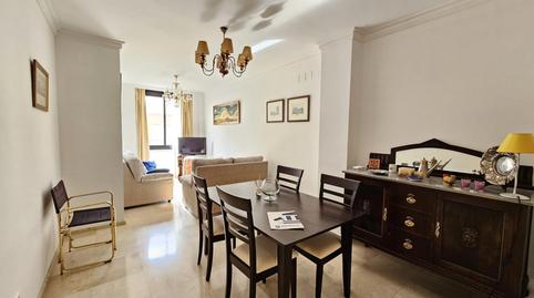 Foto 2 de Pis en venda a Calle Abderraman III, Huerta de la Reina - Trassierra, Córdoba