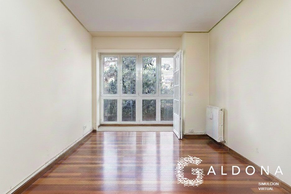 Sala d'estar de Pis en venda en Donostia - San Sebastián  amb Calefacció i Balcó