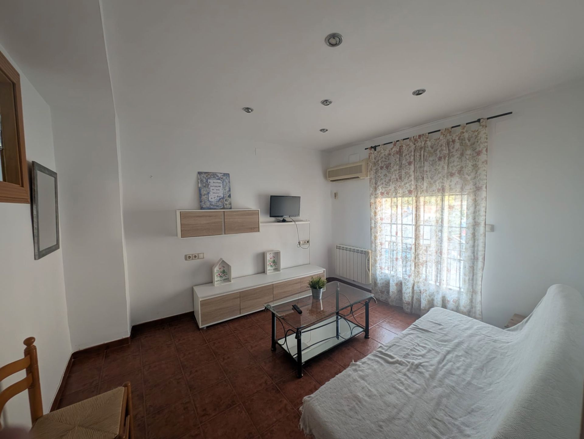 Bedroom of Flat for sale in Alcaudete  with Terrace and Furnished
