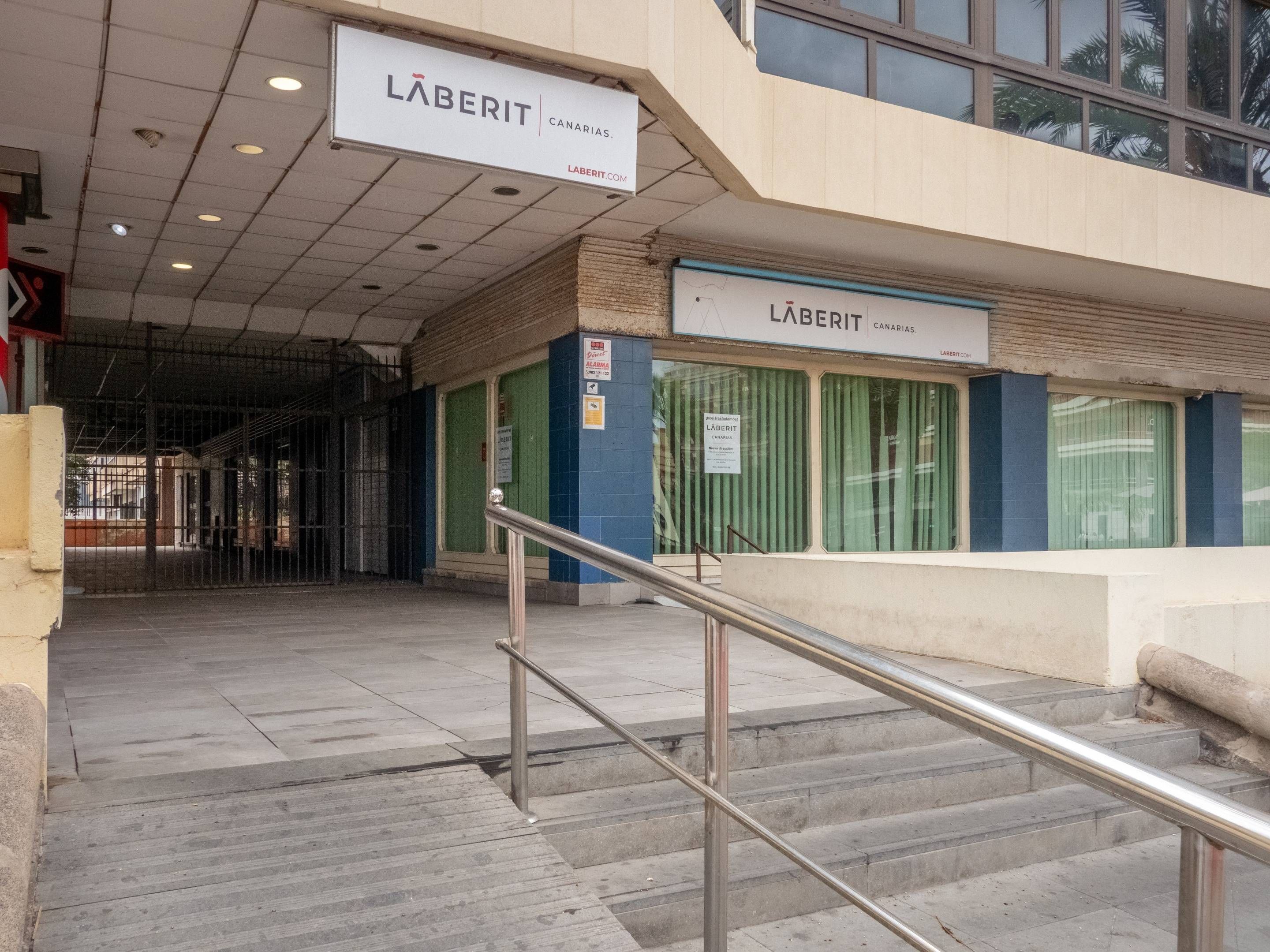 Exterior view of Premises to rent in Las Palmas de Gran Canaria  with Air Conditioner